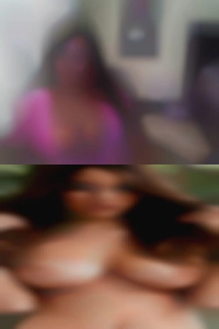 Hingham girls want to fuck is there any swinger bar!!!